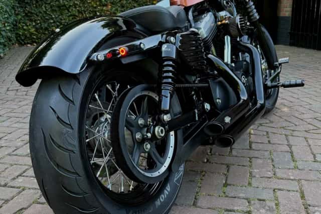 Harley-Davidson Sportster 1200 (2011) thumbnail 2