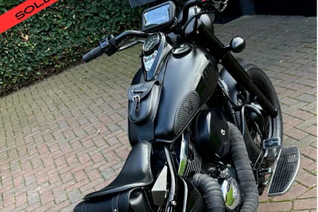 Kawasaki VN 800 Classic (1997) thumbnail 1