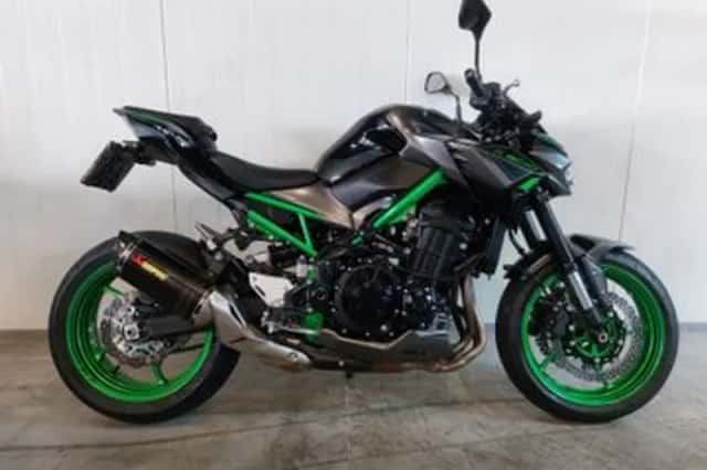 Kawasaki Z900 (2023) thumbnail 1