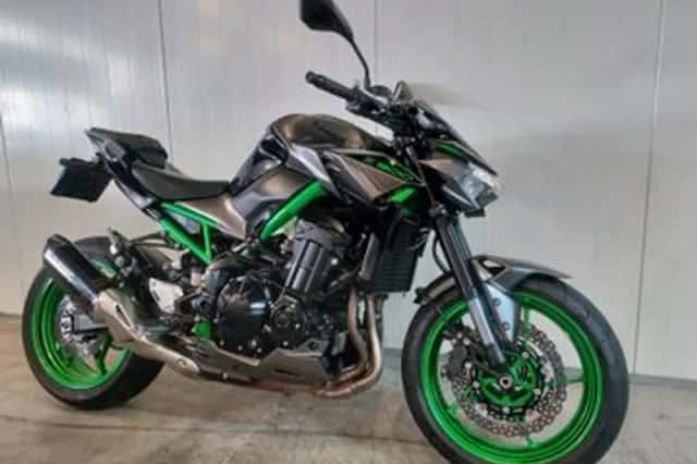Kawasaki Z900 (2023) thumbnail 3