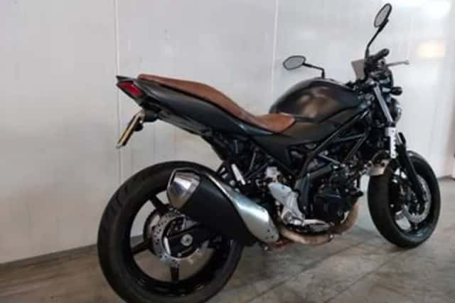 Suzuki SV650 (2017) thumbnail 2
