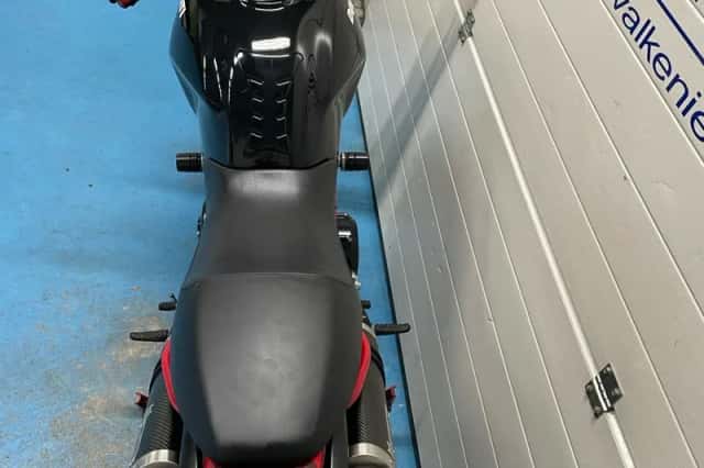 Ducati Monster 695 (2008) thumbnail 4