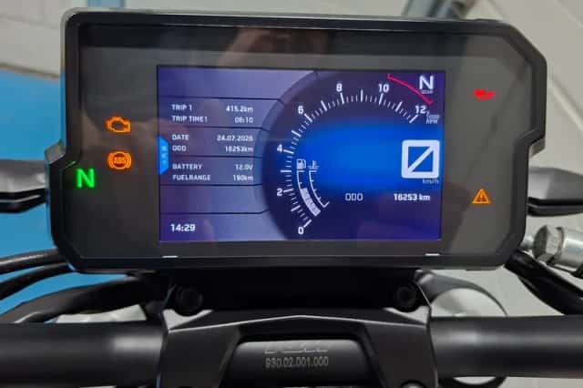 KTM Duke 390 (2018) thumbnail 5