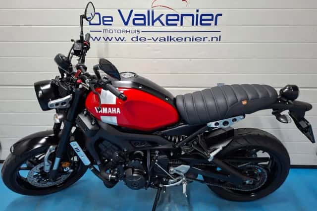 Yamaha XSR900 (2018) thumbnail 2