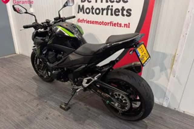 Kawasaki Z800 (2016) thumbnail 5