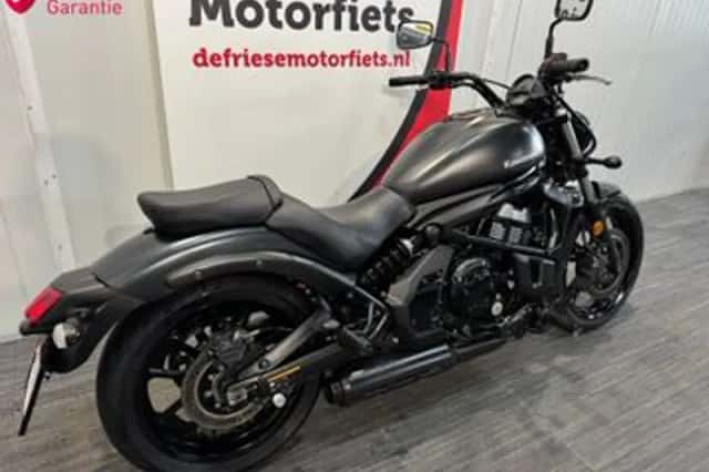 Kawasaki Vulcan S (2017) thumbnail 3