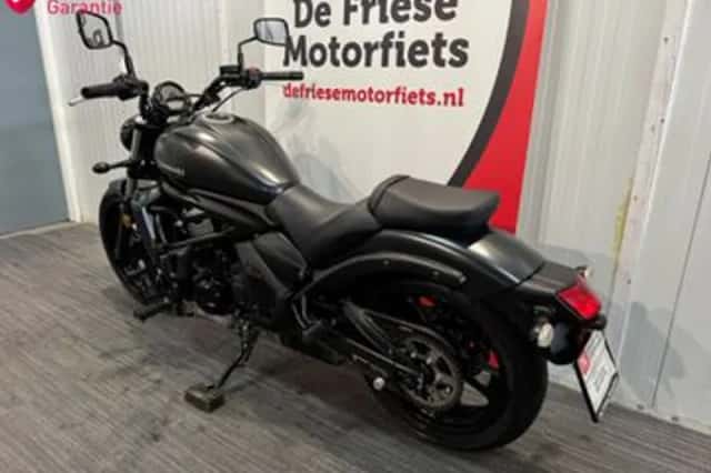 Kawasaki Vulcan S (2017) thumbnail 5