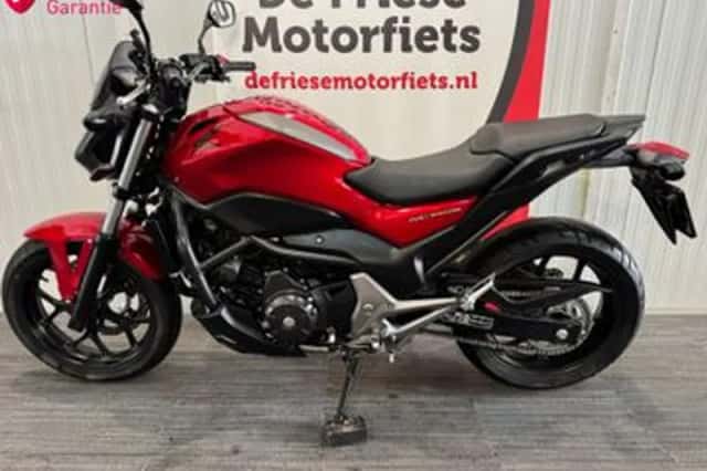 Honda NC 750 S (2016) thumbnail 4