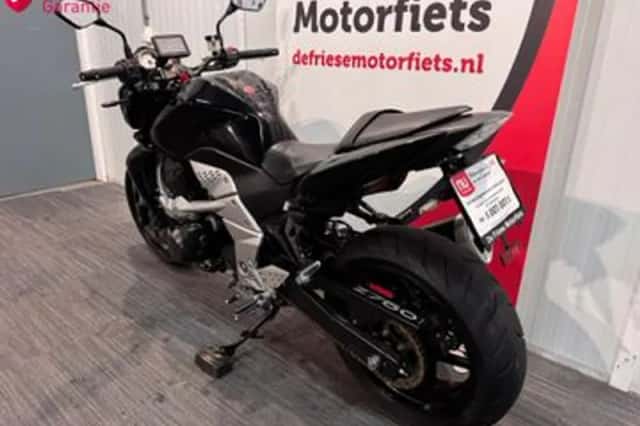 Kawasaki Z750 (2009) thumbnail 6