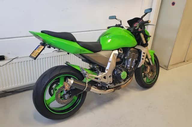 Kawasaki Z1000 (2003) thumbnail 3