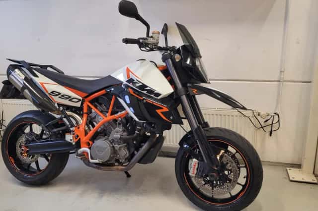 KTM 990 SM R (2011) thumbnail 2
