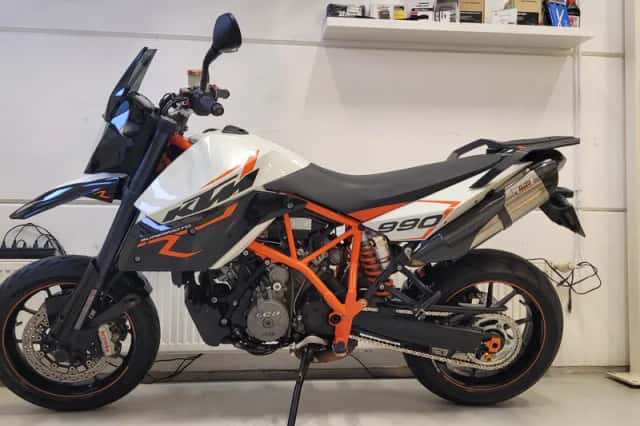 KTM 990 SM R (2011) thumbnail 4