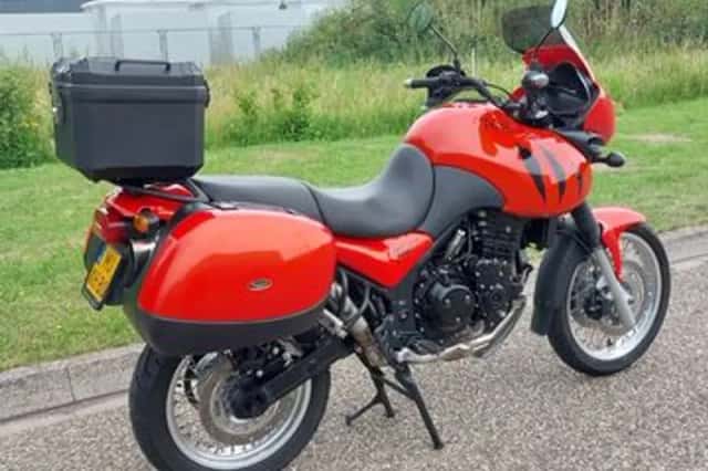 Triumph Tiger 955 (2004) thumbnail 5