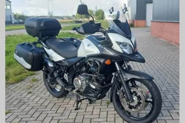 Suzuki V-Strom (2013) thumbnail 1