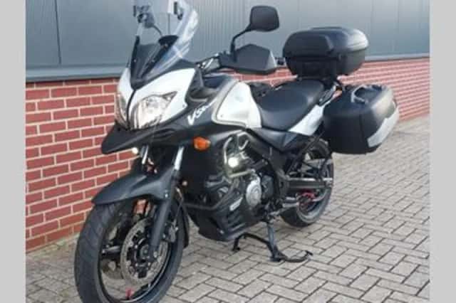 Suzuki V-Strom (2013) thumbnail 3