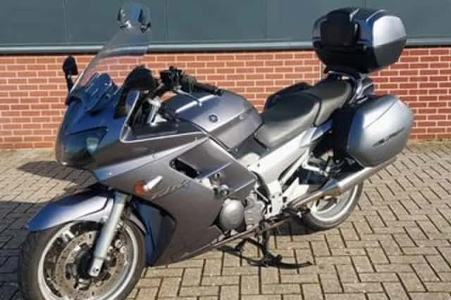 Yamaha FJR1300 (2005) thumbnail 1