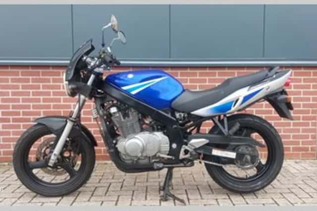 Suzuki GS 500 (2006) thumbnail 1