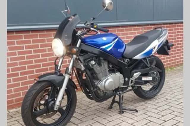 Suzuki GS 500 (2006) thumbnail 2