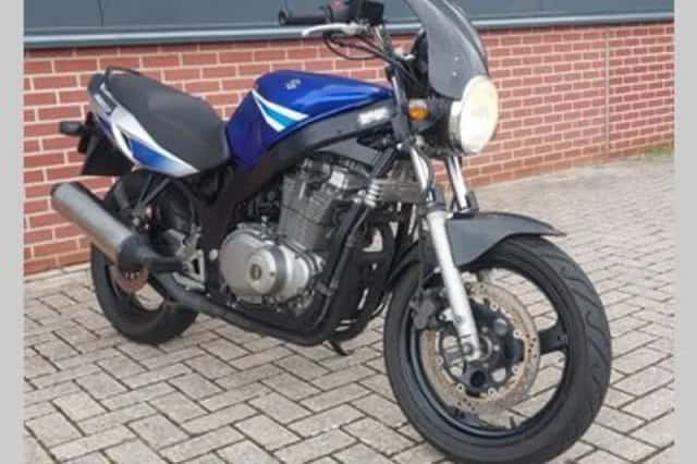 Suzuki GS 500 (2006) thumbnail 3