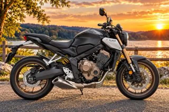 Honda CB650R (2021) thumbnail 2