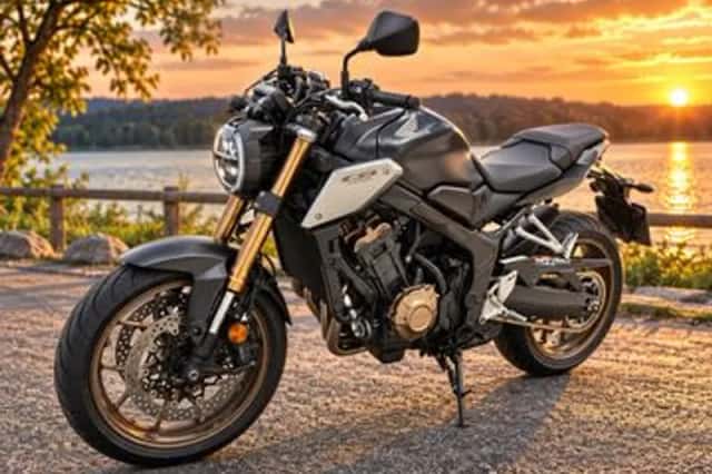 Honda CB650R (2021) thumbnail 4