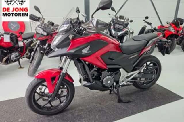 Honda NC750X (2014) thumbnail 1