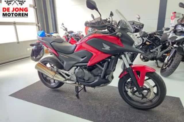Honda NC750X (2014) thumbnail 2