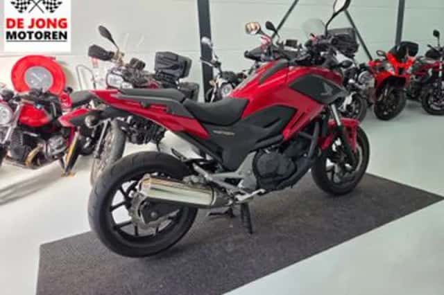 Honda NC750X (2014) thumbnail 3