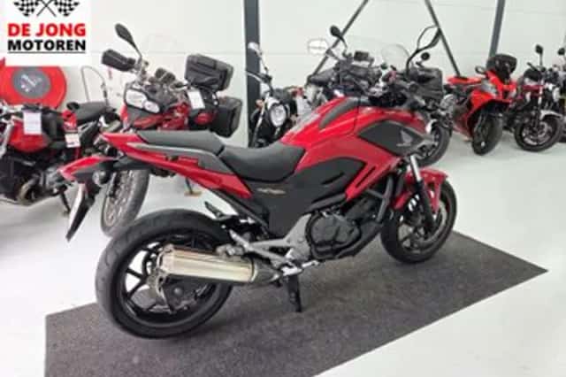 Honda NC750X (2014) thumbnail 6