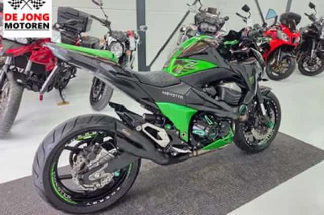 Kawasaki Z800 (2014) thumbnail 3
