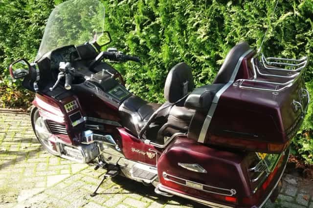 Honda Gold Wing (1997) thumbnail 2