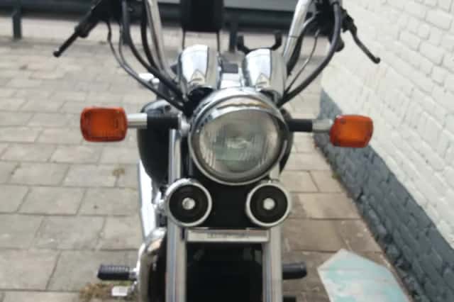 Honda VT 1100 C (1986) thumbnail 3