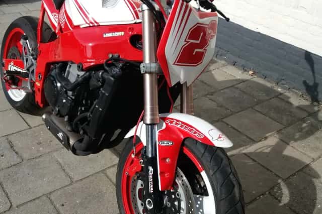 Kawasaki ZXR 750 (1991) thumbnail 1