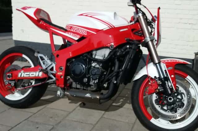 Kawasaki ZXR 750 (1991) thumbnail 2