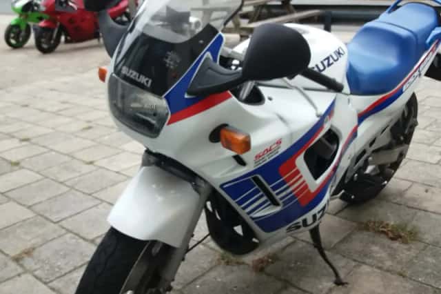 Suzuki GSX600F (1991) thumbnail 1