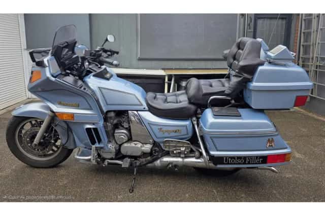 Kawasaki ZG 1200 Voyager XII (1987) thumbnail 2