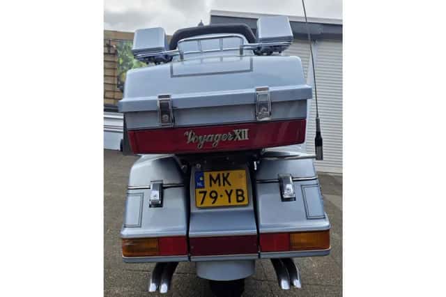 Kawasaki ZG 1200 Voyager XII (1987) thumbnail 6