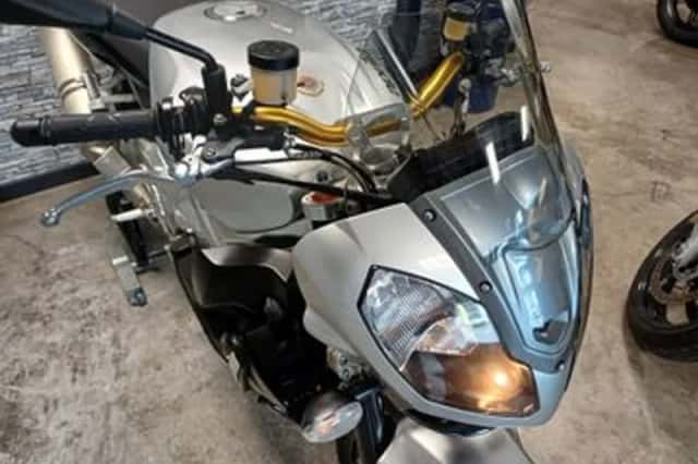 Aprilia Tuono 1000 R (2009) thumbnail 2