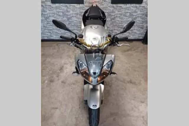 Aprilia Tuono 1000 R (2009) thumbnail 4