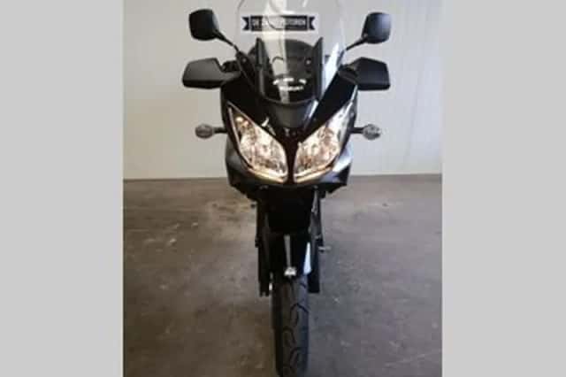 Suzuki V-Strom (2010) thumbnail 4