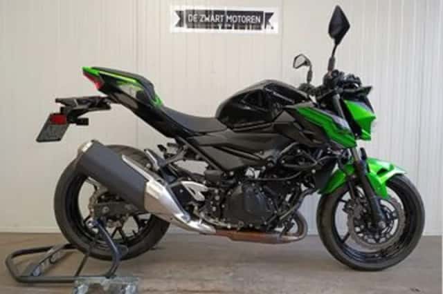 Kawasaki Z400 (2020) thumbnail 1
