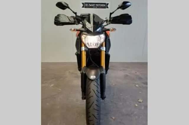 Yamaha MT-09 (2014) thumbnail 4