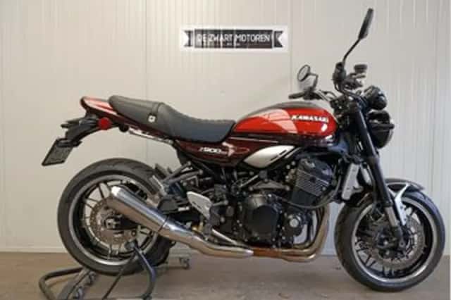 Kawasaki Z900RS (2018) thumbnail 1