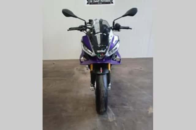 Aprilia Tuono V4 1100 Factory (2026) thumbnail 4