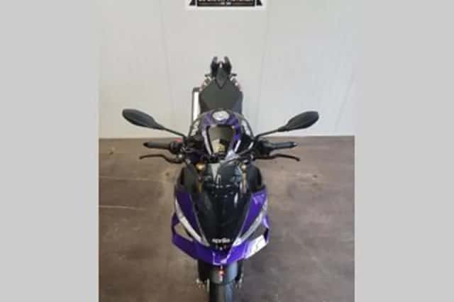 Aprilia Tuono V4 1100 Factory (2026) thumbnail 5