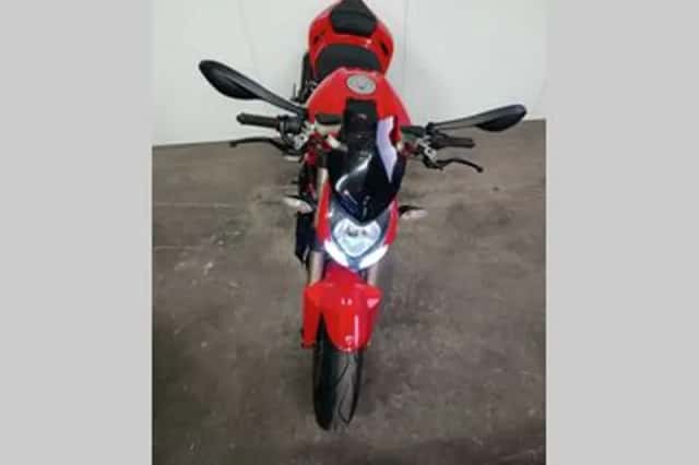 Ducati Streetfighter 848 (2013) thumbnail 5