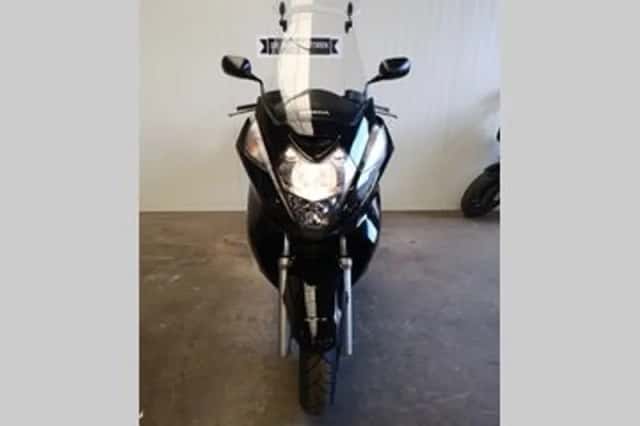 Honda FJS600 Silver Wing (2010) thumbnail 4