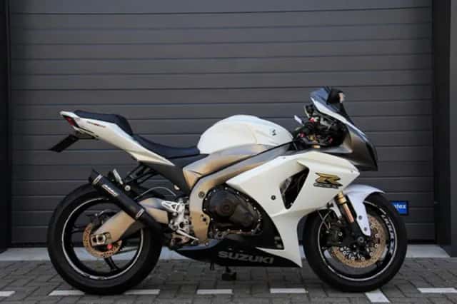 Suzuki GSX-R1000 (2010) thumbnail 2