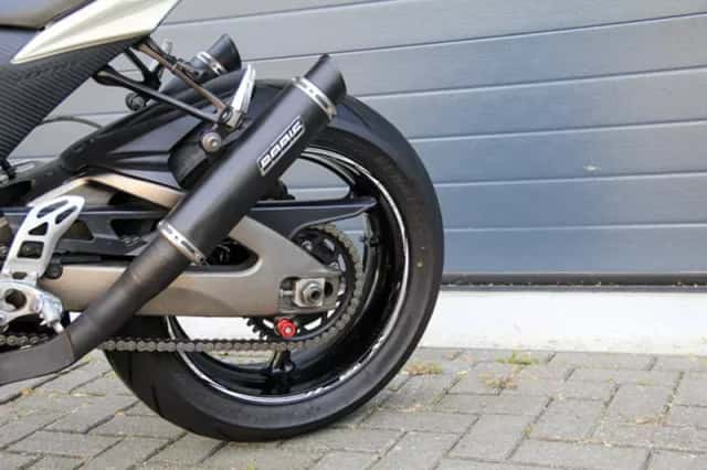 Suzuki GSX-R1000 (2010) thumbnail 5
