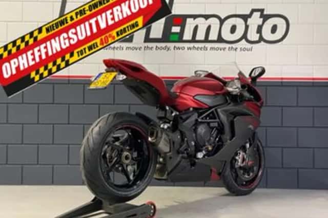 MV Agusta F3 800RR (2021) thumbnail 4
